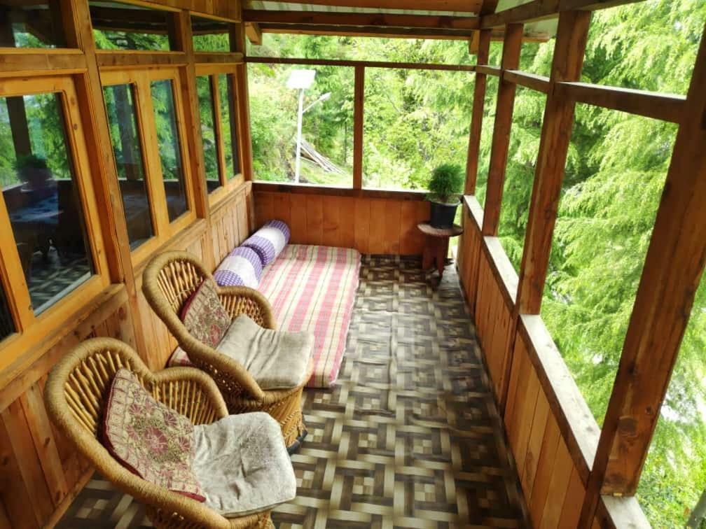 Latoda Eco Lodge Jibhi Luaran gambar
